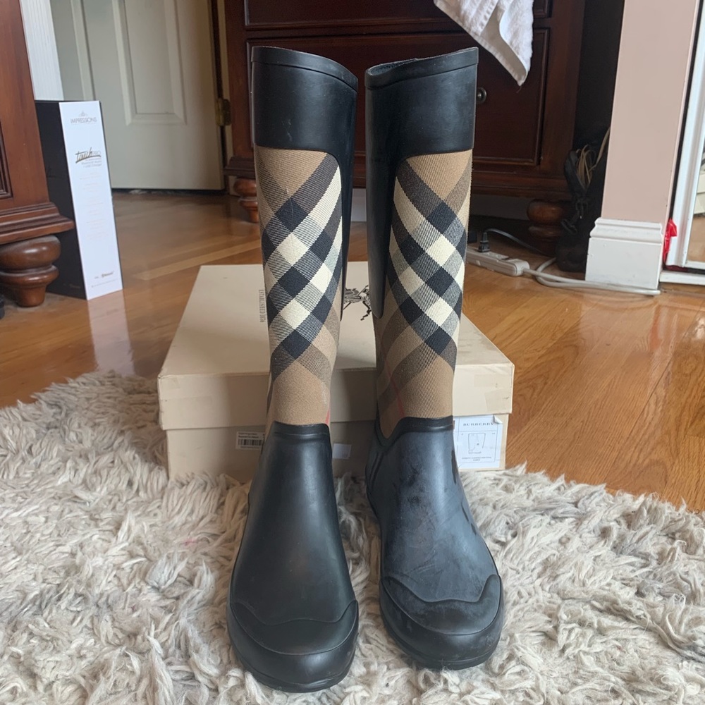 Burberry rain boots
